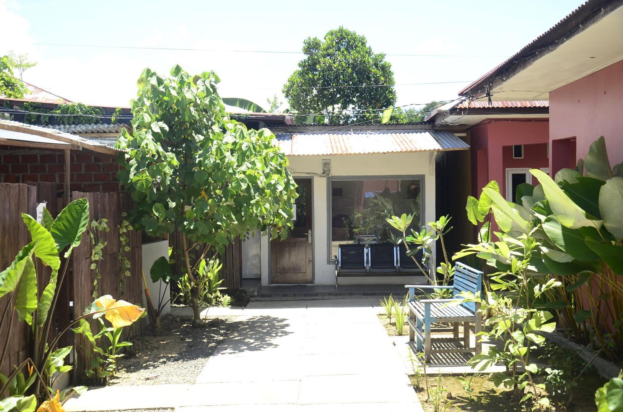 Baronda Guest House Соронг Экстерьер фото